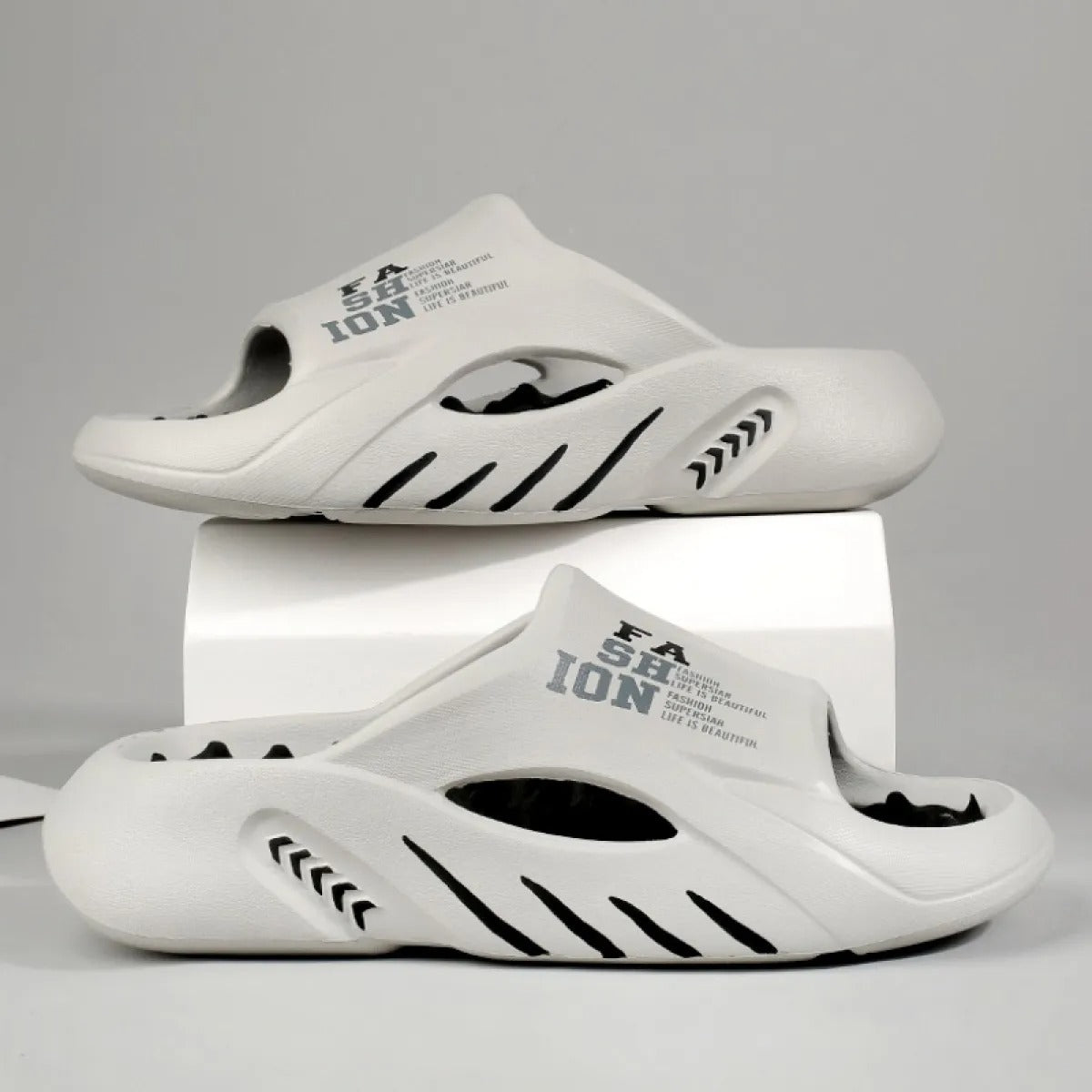 Men's Fashion Non-Slip Sports Slippers